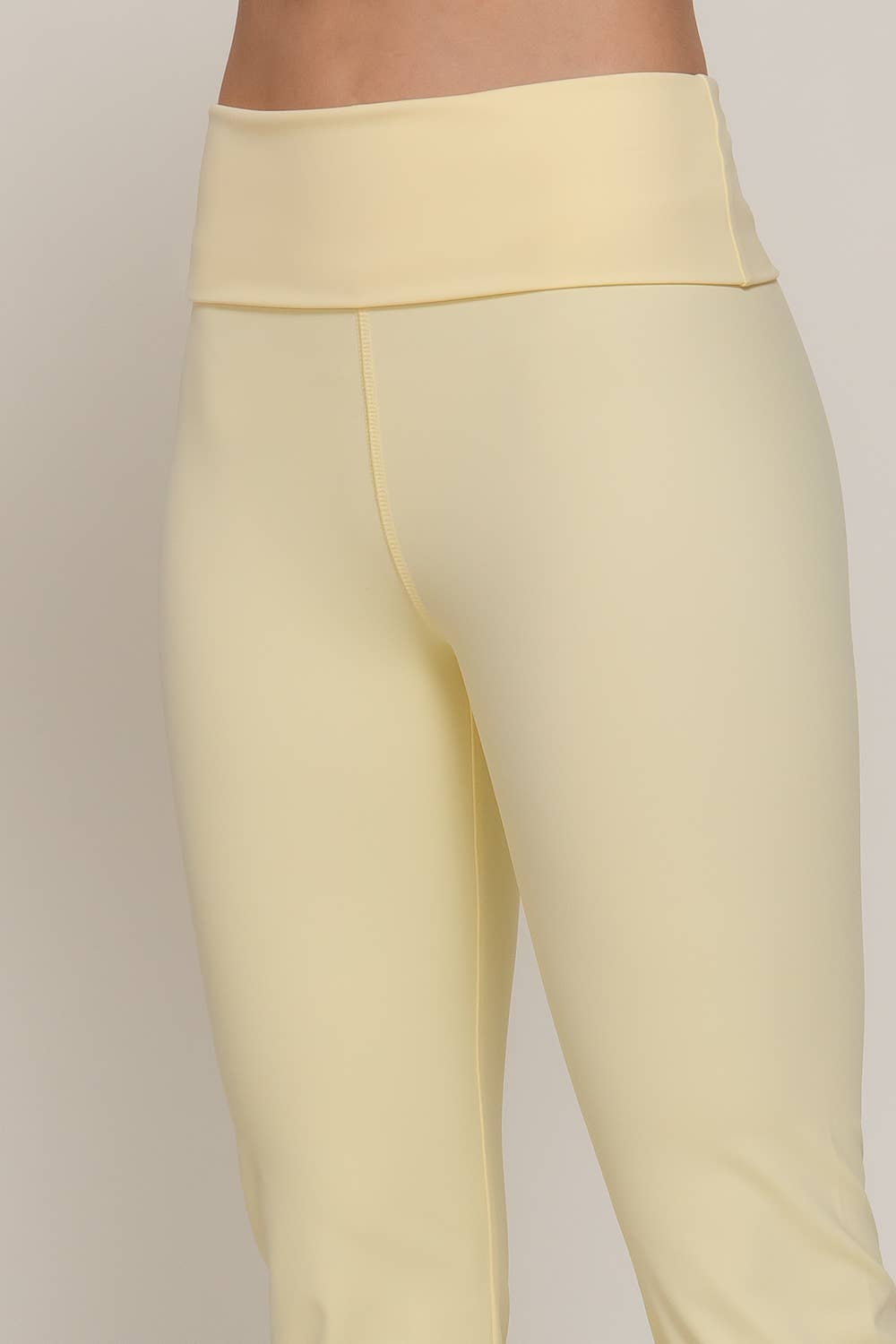 Run the Race Fold-Over Flare Leggings