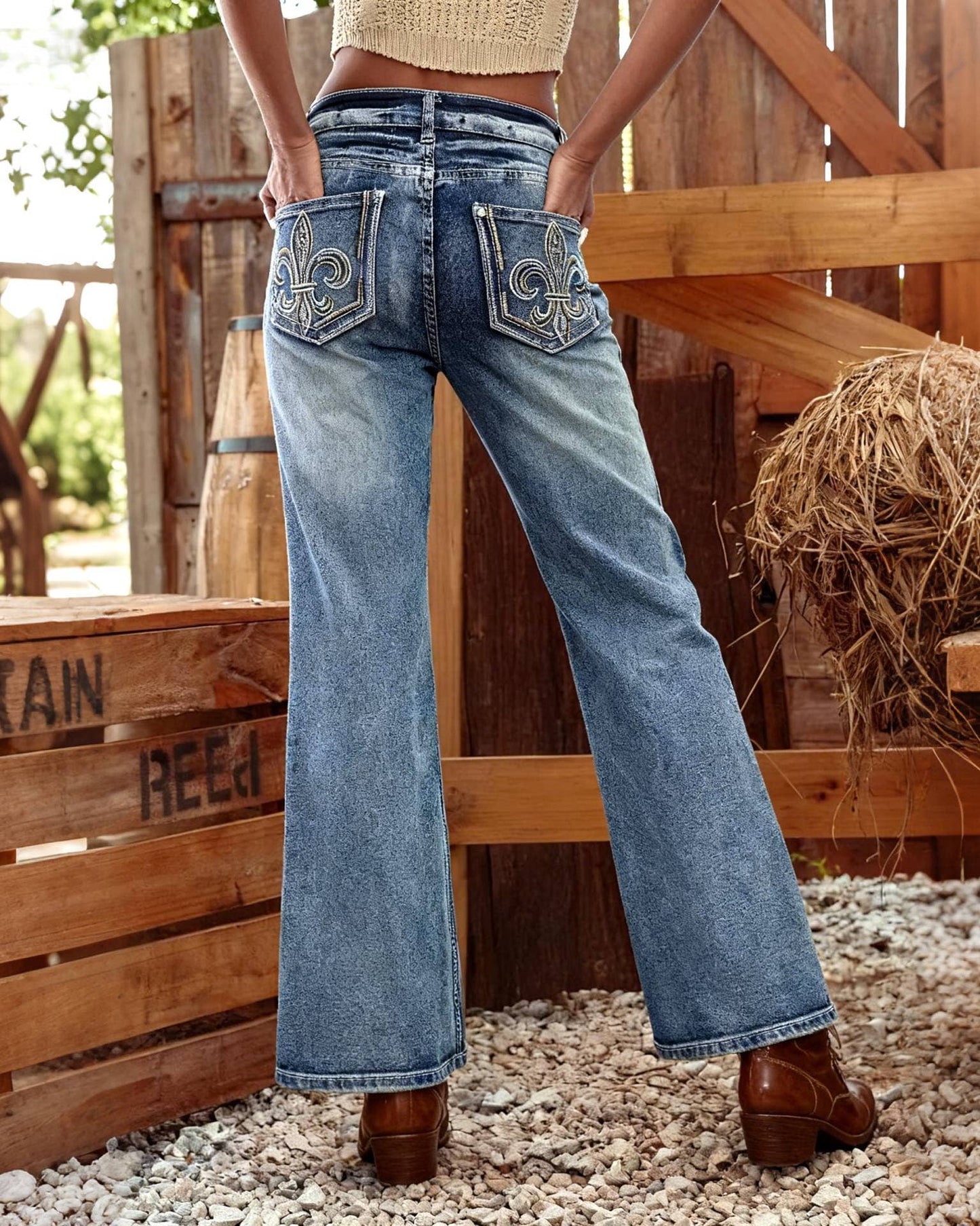 Retro Western Back Pocket Embroidered Jeans