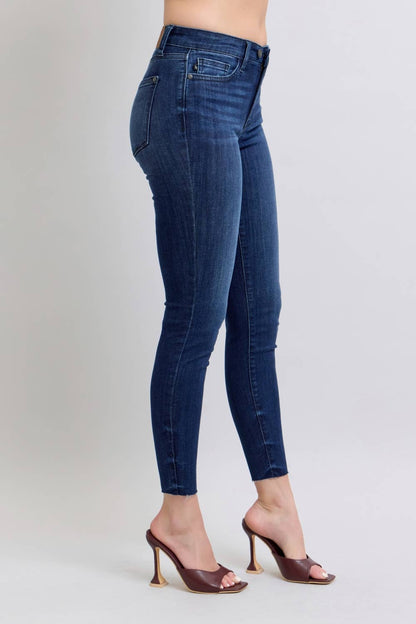 MR Skinny Raw Hem