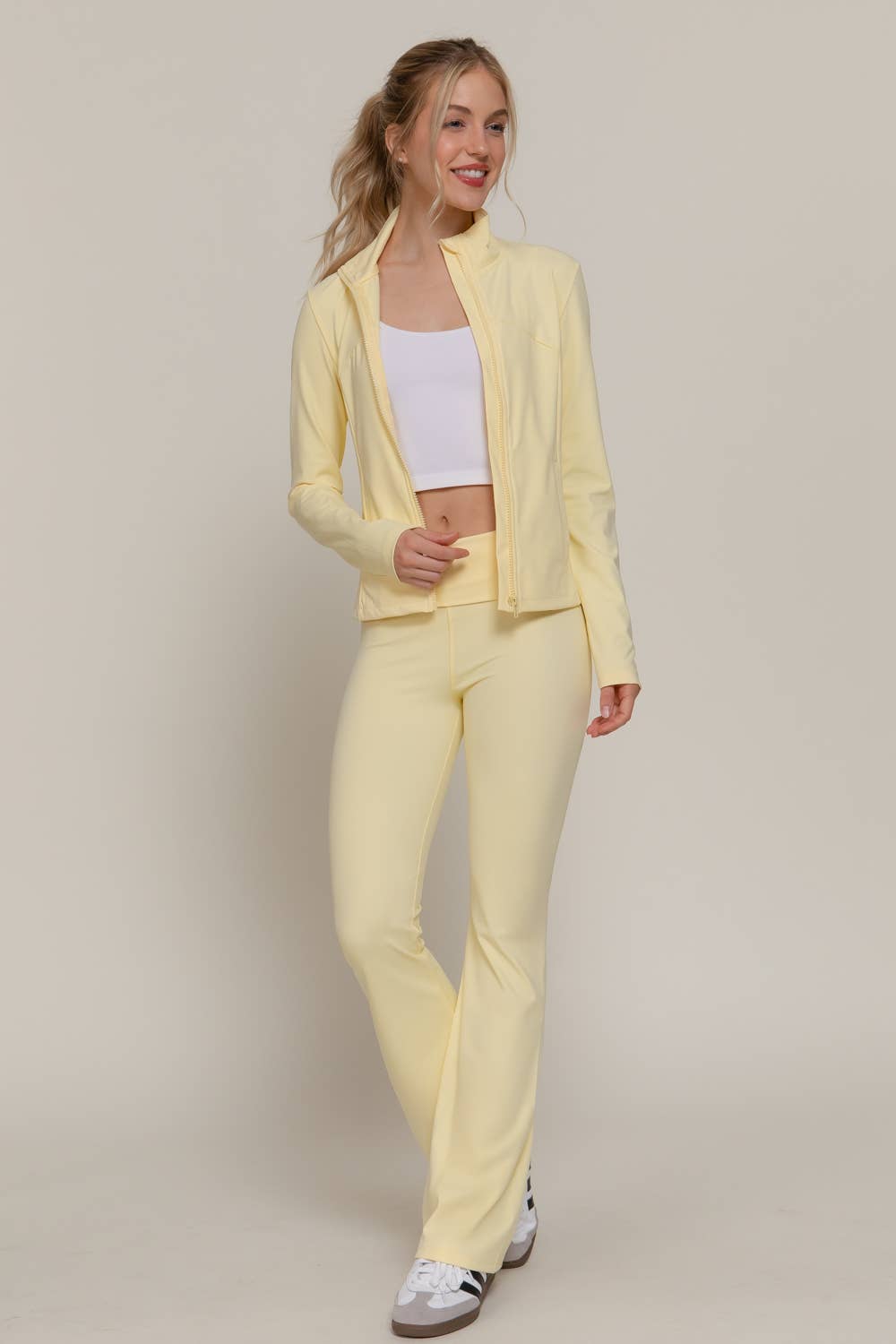 Run the Race Fold-Over Flare Leggings
