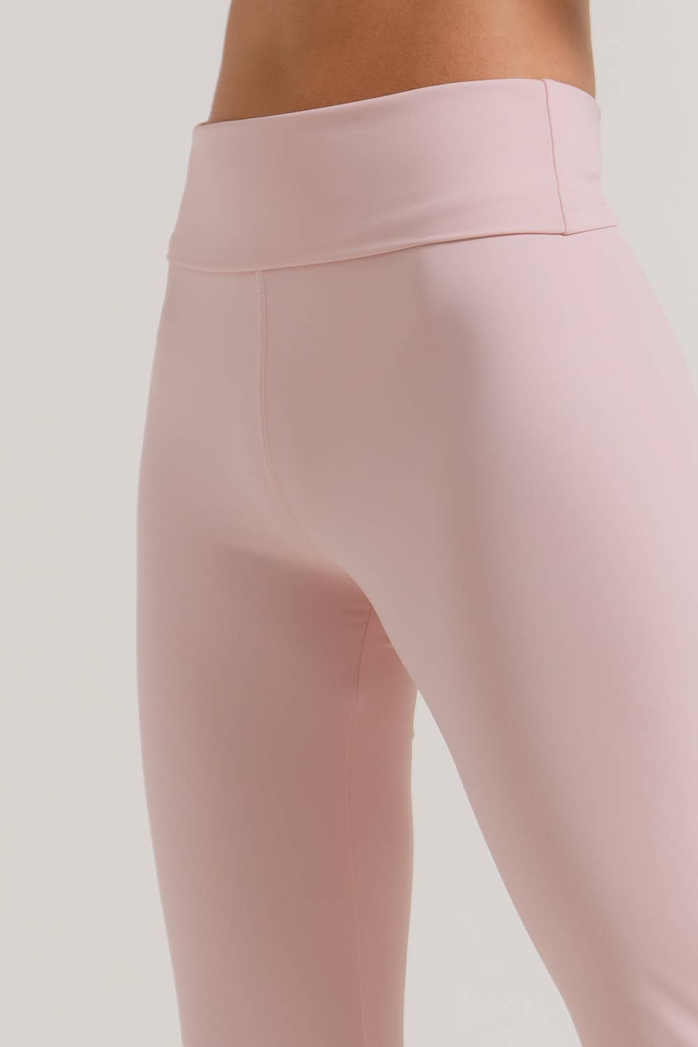 Run the Race Fold-Over Flare Leggings